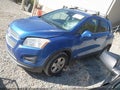 Photo 2 of 16 — 2016 Chevrolet Trax