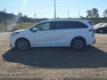 2021 Toyota Sienna — photo 13 of 16 | VIN 5TDKRKEC1MS028647