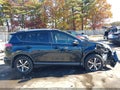 Photo 13 of 16 — 2018 Toyota RAV4