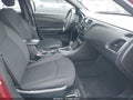 2013 Chrysler 200 — photo 5 of 17 | VIN 1C3CCBBB0DN688934