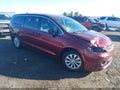 Photo 1 of 19 — 2018 Chrysler Pacifica