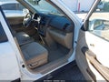 Photo 5 of 16 — 2005 Honda CR-V