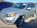 2012 Kia Sorento — photo 2 of 11 | VIN 5XYKTCA62CG205838
