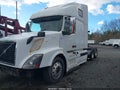 2004 Volvo VN — photo 2 of 16 | VIN 4V4NC9TGX4N364983