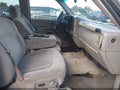 2000 Chevrolet Silverado 1500 — photo 5 of 10 | VIN 2GCEC19T3Y1271912