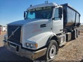 2012 Volvo VHD — photo 2 of 17 | VIN 4V5KC9EG4CN560119