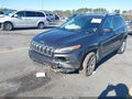 Photo 2 of 15 — 2017 Jeep Cherokee