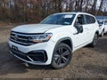 2021 Volkswagen Atlas — photo 2 of 17 | VIN 1V2RR2CA6MC566048