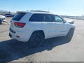 2017 Jeep Grand Cherokee — photo 4 of 16 | VIN 1C4RJFAG9HC807324