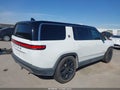 2024 Rivian R1S — photo 4 of 21 | VIN 7PDSGABA0RN038658