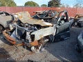 2000 Chevrolet Silverado 1500 — photo 2 of 10 | VIN 1GCEC14W3YZ258019