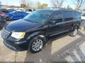 2016 Chrysler Town & Country — photo 2 of 16 | VIN 2C4RC1BG0GR237974