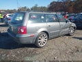 2005 Volkswagen Passat — photo 4 of 18 | VIN WVWCE63B05E133401