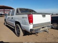 Photo 3 of 11 — 2004 Chevrolet Avalanche