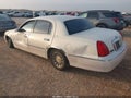 Photo 3 of 20 — 1999 Lincoln Town Car