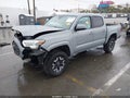 2020 Toyota Tacoma — photo 2 of 17 | VIN 5TFAX5GN5LX184071