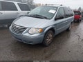 2005 Chrysler Town & Country — photo 2 of 16 | VIN 2C8GP64L45R244313