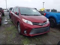 2019 Toyota Sienna — photo 1 of 16 | VIN 5TDYZ3DC9KS980973