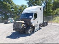 Photo 2 of 14 — 2018 Freightliner New Cascadia 126