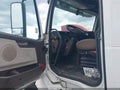 2018 Volvo VNL — photo 6 of 16 | VIN 4V4NC9EH3JN888252