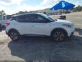 2018 Nissan Kicks — photo 13 of 18 | VIN 3N1CP5CU3JL535688