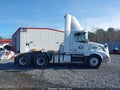 Photo 13 of 15 — 2015 Volvo VN