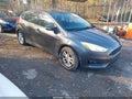 Photo 1 of 17 — 2015 Ford Focus
