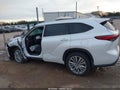 Photo 15 of 18 — 2023 Toyota Highlander