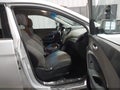 Photo 5 of 17 — 2016 Hyundai Santa Fe