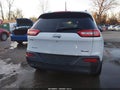 Photo 16 of 17 — 2017 Jeep Cherokee