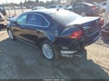 2017 Volkswagen Passat — photo 3 of 17 | VIN 1VWBT7A34HC013228