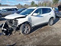 Photo 2 of 17 — 2015 Nissan Rogue