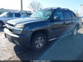 Photo 2 of 11 — 2005 Chevrolet Avalanche