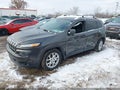 Photo 2 of 15 — 2015 Jeep Cherokee