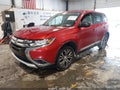 Photo 2 of 17 — 2018 Mitsubishi Outlander