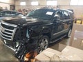 2015 Cadillac Escalade — photo 2 of 16 | VIN 1GYS4MKJ0FR677557