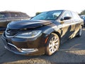 2015 Chrysler 200 — photo 2 of 12 | VIN 1C3CCCCG8FN515536
