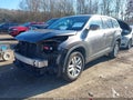 Photo 2 of 17 — 2016 Toyota Highlander