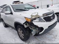 2011 Kia Sorento — photo 6 of 16 | VIN 5XYKTCA18BG055236