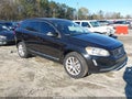 Photo 1 of 17 — 2017 Volvo XC60