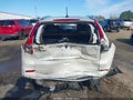 Photo 17 of 18 — 2015 Honda CR-V