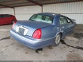 Photo 4 of 17 — 1999 Lincoln Town Car