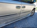 Photo 6 of 11 — 2001 Chrysler Town & Country