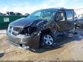 2012 Dodge Grand Caravan — photo 2 of 17 | VIN 2C4RDGCG0CR153341