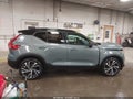 Photo 13 of 16 — 2020 Volvo XC40
