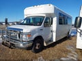 2017 Ford E-450 — photo 2 of 15 | VIN 1FDFE4FS1HDC67062