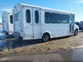 Photo 4 of 15 — 2017 Ford E-450