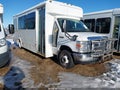 Photo 1 of 15 — 2017 Ford E-450