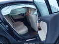2016 Volvo S60 — photo 8 of 16 | VIN LYV402FK9GB099582