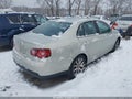 2010 Volkswagen Jetta — photo 4 of 16 | VIN 3VWRZ7AJ0AM134872